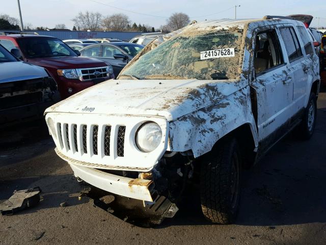 1C4NJRBB8CD610862 - 2012 JEEP PATRIOT SP WHITE photo 2