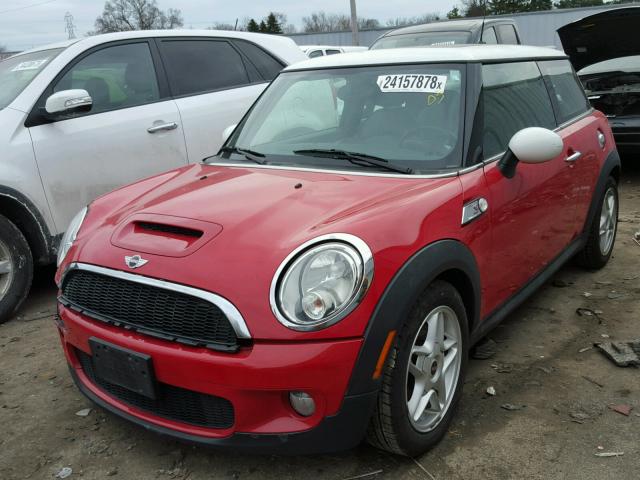 WMWMF7C50ATX45411 - 2010 MINI COOPER S RED photo 2