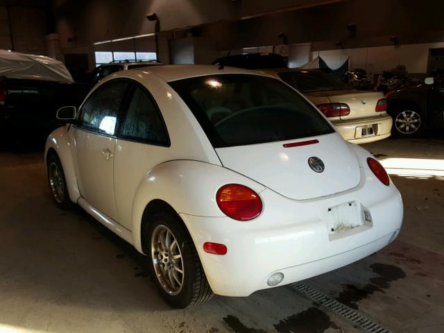 3VWBB61C8WM007330 - 1998 VOLKSWAGEN NEW BEETLE WHITE photo 3