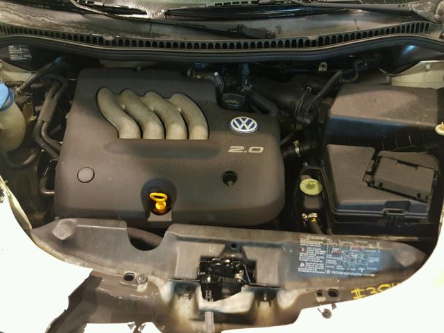 3VWBB61C8WM007330 - 1998 VOLKSWAGEN NEW BEETLE 白色 照片 7