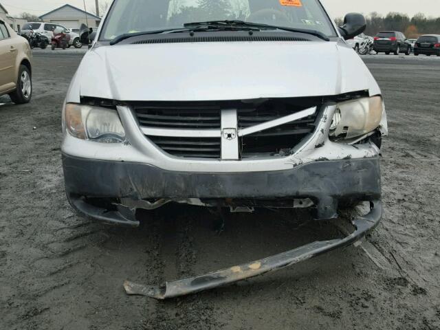 1D4GP25B85B418935 - 2005 DODGE CARAVAN SE SILVER photo 9