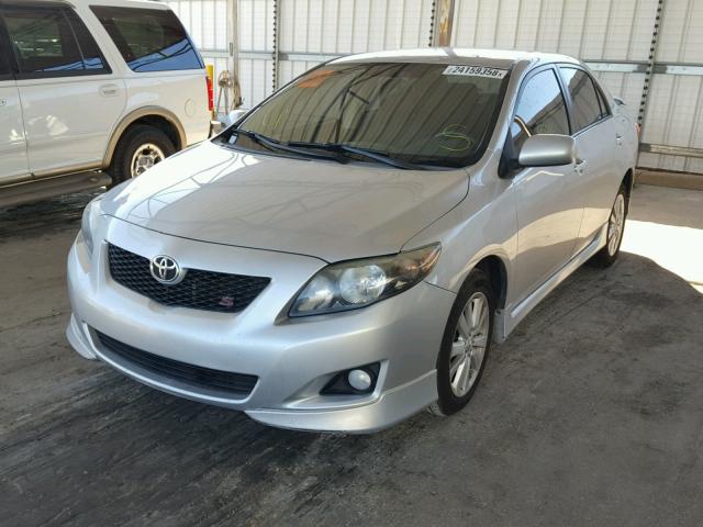 1NXBU4EE4AZ217842 - 2010 TOYOTA COROLLA BA SILVER photo 2