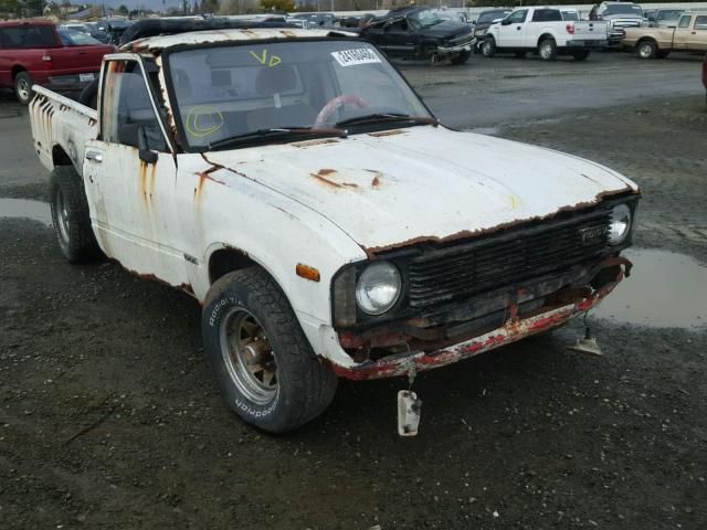 JT4RN34R6B0013082 - 1981 TOYOTA PICKUP 1/2 WHITE photo 1