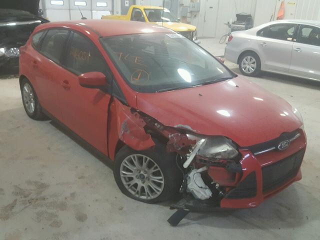 1FAHP3K29CL252532 - 2012 FORD FOCUS SE RED photo 1