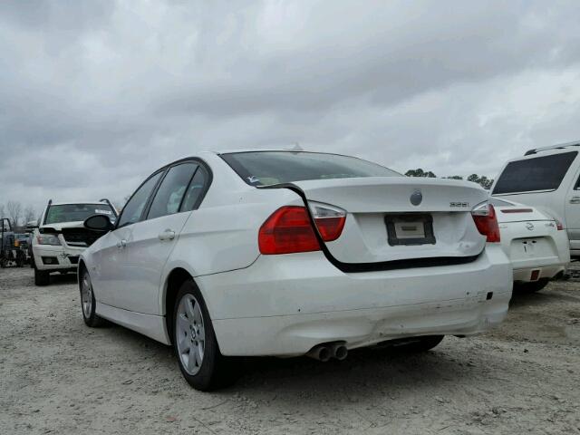 WBAVB13566K001077 - 2006 BMW 325 I WHITE photo 3