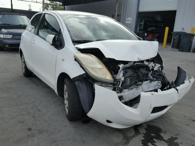 JTDJT923275130379 - 2007 TOYOTA YARIS WHITE photo 1