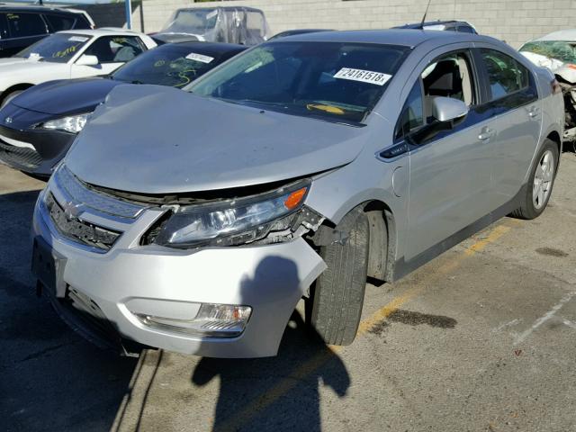 1G1RE6E45EU146412 - 2014 CHEVROLET VOLT SILVER photo 2