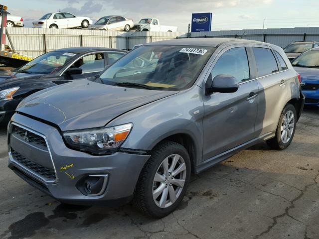 4A4AP4AU9EE021862 - 2014 MITSUBISHI OUTLANDER GRAY photo 2