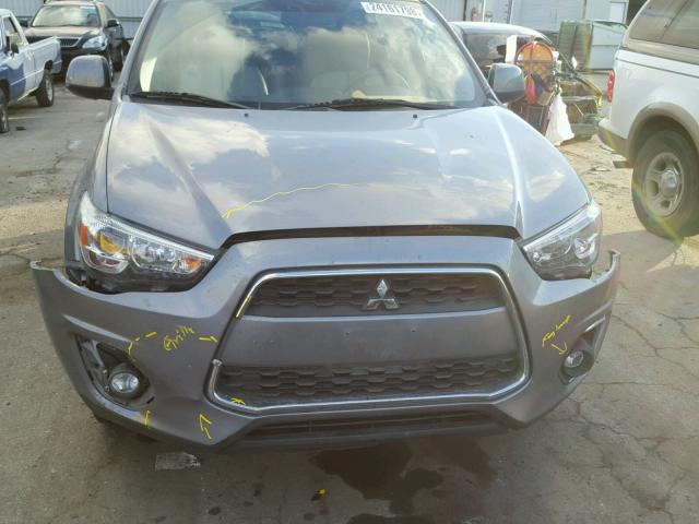 4A4AP4AU9EE021862 - 2014 MITSUBISHI OUTLANDER GRAY photo 9