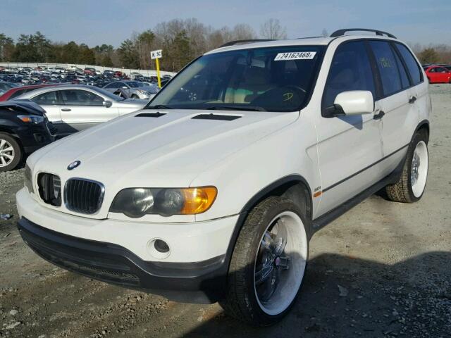 5UXFA53582LP32923 - 2002 BMW X5 3.0I WHITE photo 2