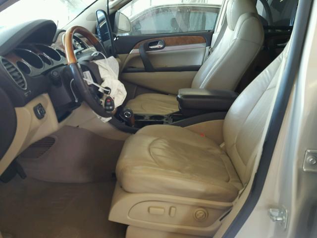 5GAER23708J154277 - 2008 BUICK ENCLAVE CX BEIGE photo 5