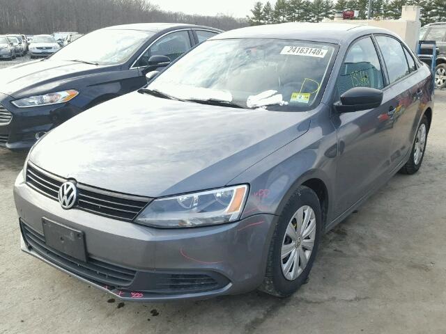 3VW2K7AJ9BM056440 - 2011 VOLKSWAGEN JETTA BASE GRAY photo 2