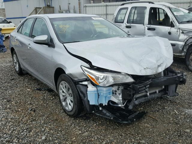 4T1BF1FK4GU135311 - 2016 TOYOTA CAMRY LE SILVER photo 1