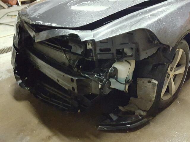 1G1ZC5E14BF300968 - 2011 CHEVROLET MALIBU 1LT 灰色 照片 9