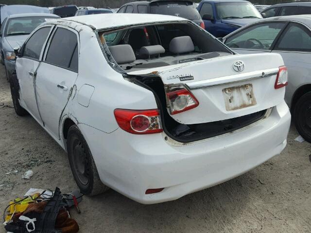 2T1BU4EE3DC088515 - 2013 TOYOTA COROLLA BA WHITE photo 3