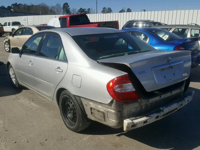 4T1BE32K32U580524 - 2002 TOYOTA CAMRY LE SILVER photo 3