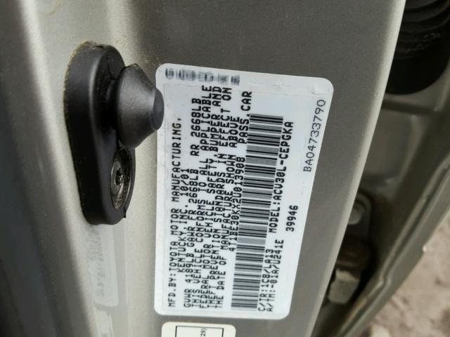 4T1BE30KX2U013908 - 2002 TOYOTA CAMRY LE SILVER photo 10