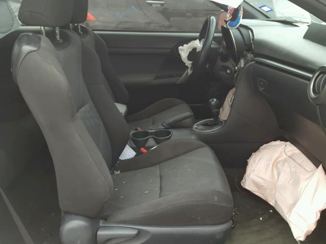 JTKJF5C77D3064817 - 2013 TOYOTA SCION TC 白色 照片 5