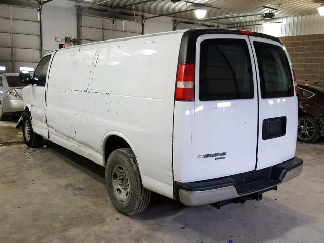 1GCZGUCG4C1160772 - 2012 CHEVROLET EXPRESS G3 WHITE photo 3