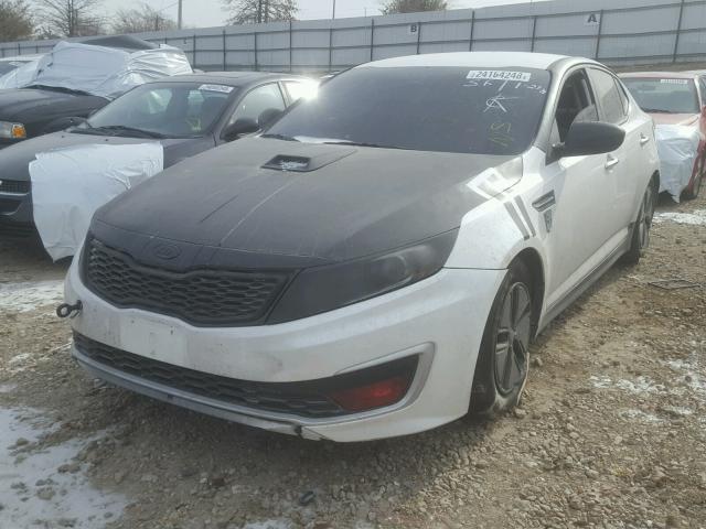 KNAGM4AD9C5020148 - 2012 KIA OPTIMA HYB WHITE photo 2