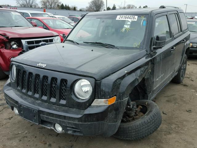 1C4NJPFA2CD690519 - 2012 JEEP PATRIOT LA BLACK photo 2