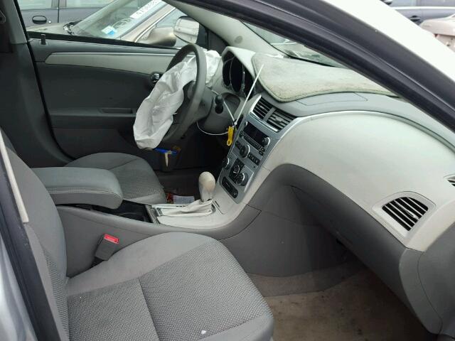 1G1ZB5EB3AF264023 - 2010 CHEVROLET MALIBU LS SILVER photo 5