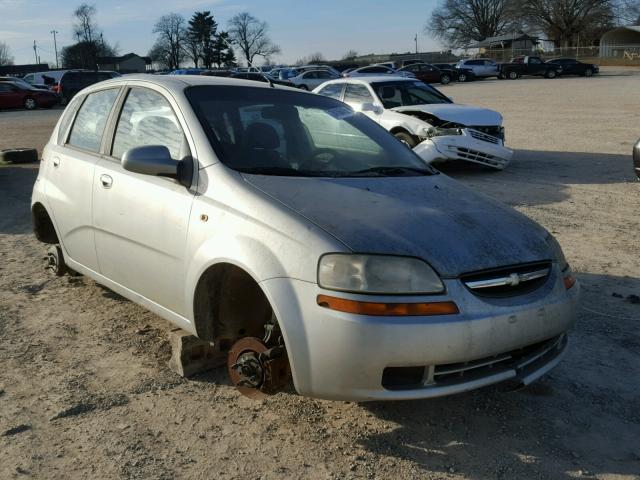 KL1TD62615B341528 - 2005 CHEVROLET AVEO BASE SILVER photo 1