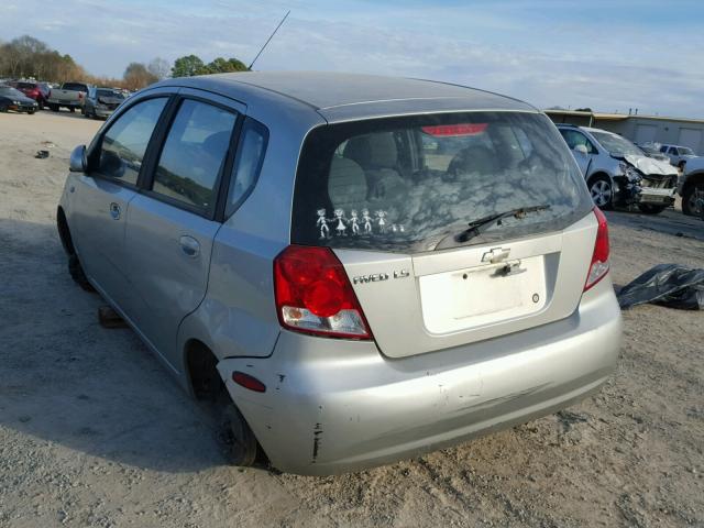 KL1TD62615B341528 - 2005 CHEVROLET AVEO BASE Srebrny zdjęcie 3