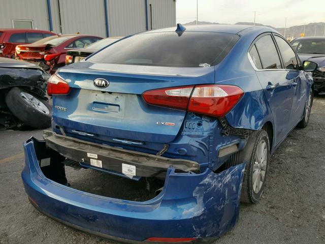 KNAFX4A83E5050898 - 2014 KIA FORTE EX BLUE photo 4