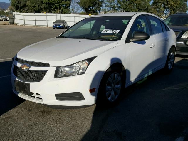 1G1PC5SH1C7249398 - 2012 CHEVROLET CRUZE LS WHITE photo 2