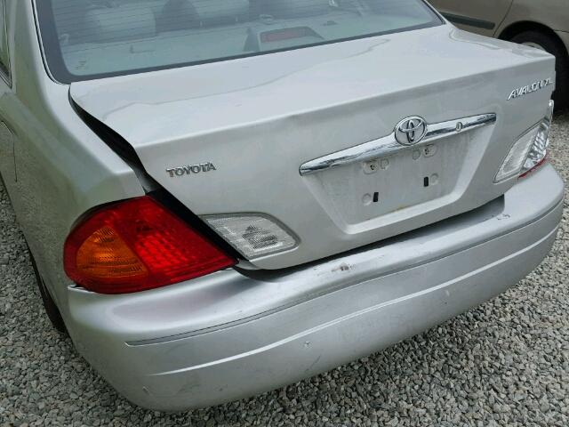 4T1BF28B8YU002717 - 2000 TOYOTA AVALON XL GRAY photo 9