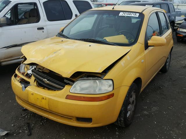 KL1TG62645B307381 - 2005 CHEVROLET AVEO LT YELLOW photo 2