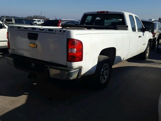 1GCSCPE08AZ210375 - 2010 CHEVROLET SILVERADO WHITE photo 4