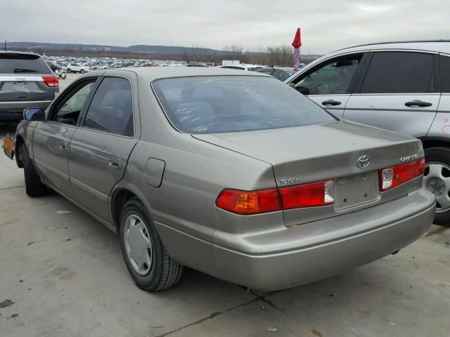 4T1BG22K2YU682250 - 2000 TOYOTA CAMRY CE GRAY photo 3