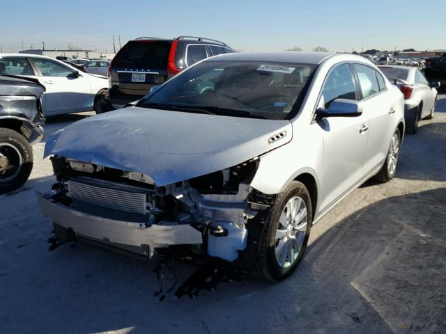 1G4GA5GR6FF338212 - 2015 BUICK LACROSSE SILVER photo 2