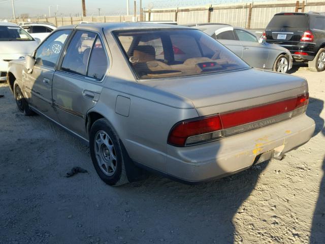 JN1HJ01F7PT101812 - 1993 NISSAN MAXIMA GXE GOLD photo 3