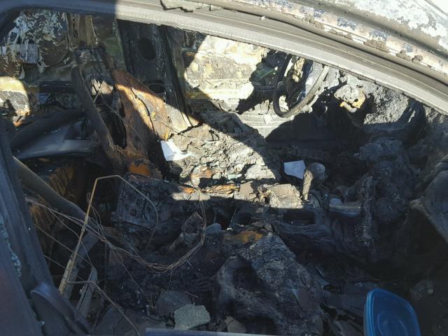 2G2WP552881110523 - 2008 PONTIAC GRAND PRIX BURN photo 5