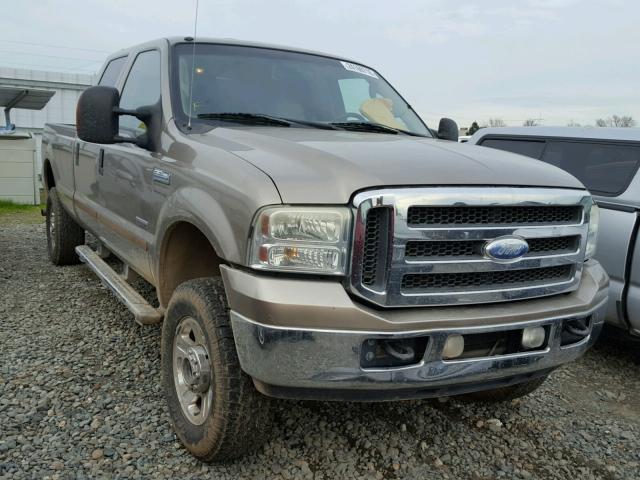 1FTWW31P75EA98749 - 2005 FORD F350 SRW S GOLD photo 1