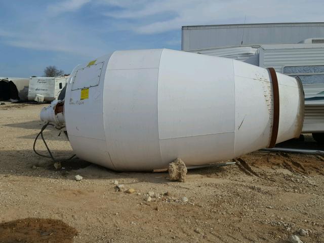 2CES01410518B1532 - 2007 CEME MIXER WHITE photo 9