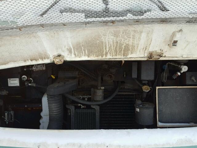 3FCMFS363VJA23395 - 1997 FORD F53 WHITE photo 7