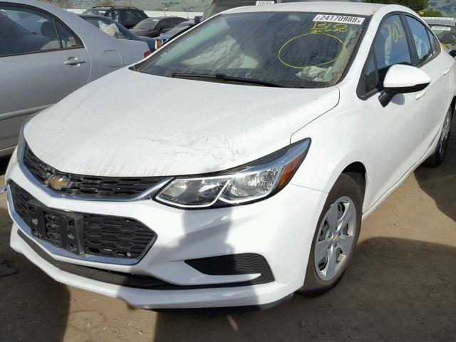 3G1BC5SM8HS569401 - 2017 CHEVROLET CRUZE LS WHITE photo 2