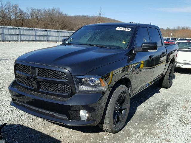 1C6RR7MTXJS144579 - 2018 RAM 1500 SPORT BLACK photo 2