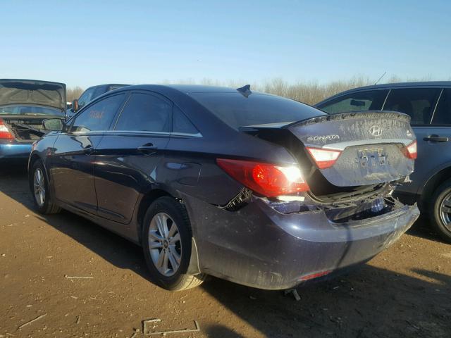 5NPEB4AC5DH796091 - 2013 HYUNDAI SONATA GLS BLUE photo 3