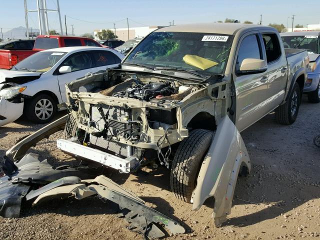 3TMCZ5AN9HM097850 - 2017 TOYOTA TACOMA DOU BEIGE photo 2