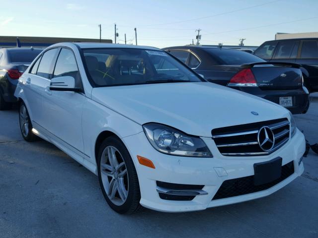 WDDGF4HB9EA947037 - 2014 MERCEDES-BENZ C 250 WHITE photo 1