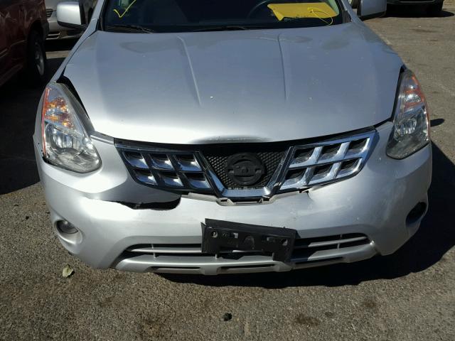 JN8AS5MT4DW518488 - 2013 NISSAN ROGUE S SILVER photo 9