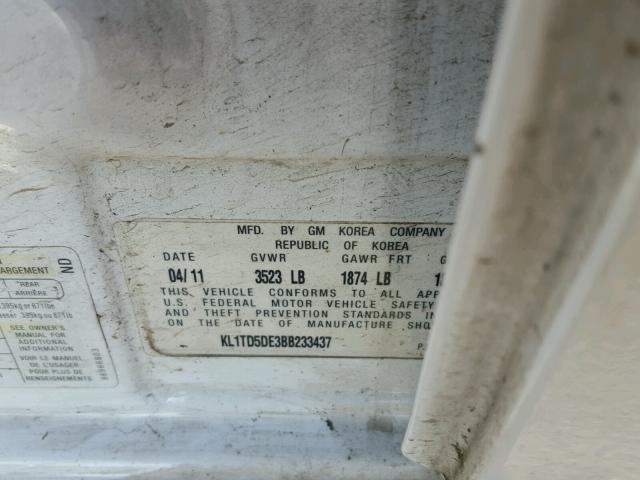 KL1TD5DE3BB233437 - 2011 CHEVROLET AVEO LS WHITE photo 10