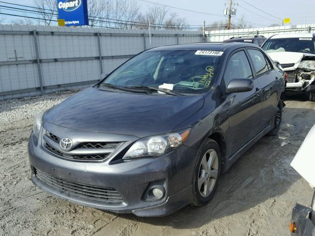 2T1BU4EE8BC557398 - 2011 TOYOTA COROLLA BA GRAY photo 2