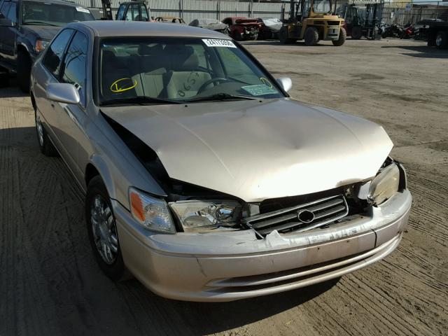 JT2BG22K8Y0505416 - 2000 TOYOTA CAMRY CE GOLD photo 1