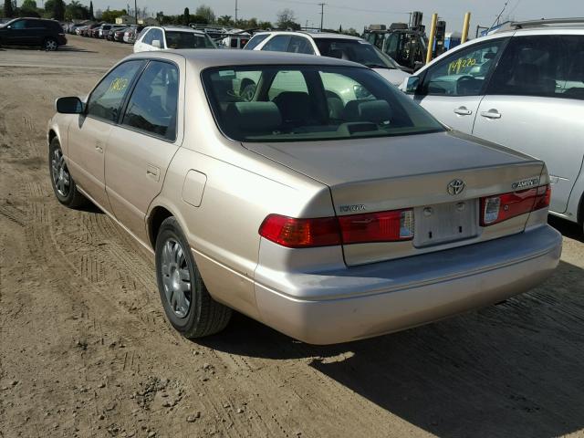 JT2BG22K8Y0505416 - 2000 TOYOTA CAMRY CE GOLD photo 3